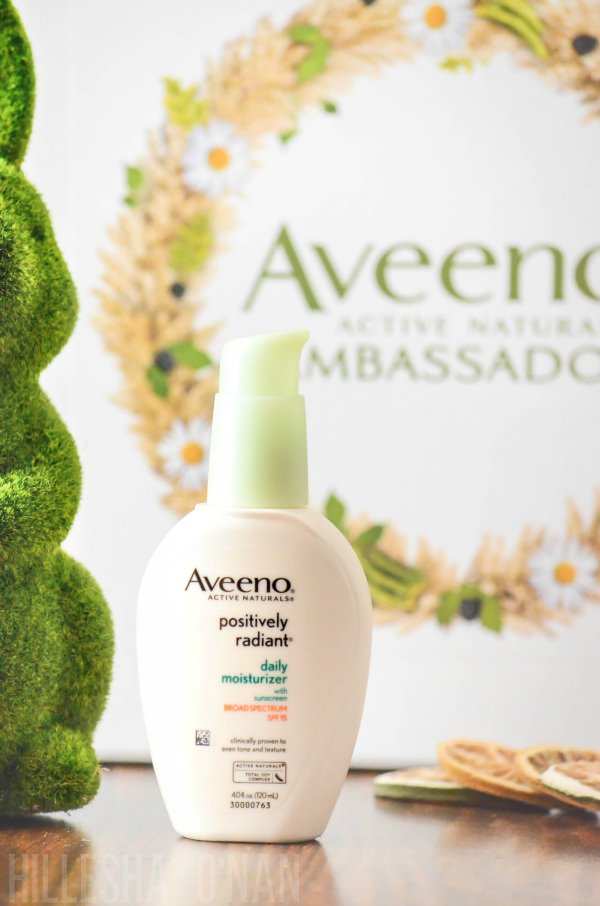 Aveeno Active Naturals Positively Radiant Daily Moisturizer with Sunscreen Review